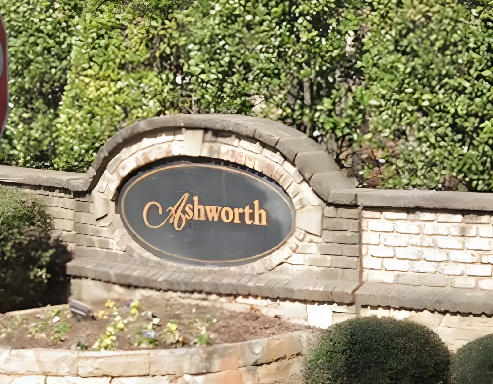Entrada del vecindario Ashworth Estates en Raleigh, NC