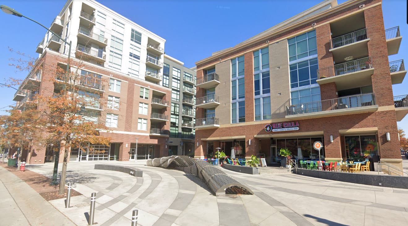 140 West Franklin Condominium neighborhood in Chapel Hill, NC